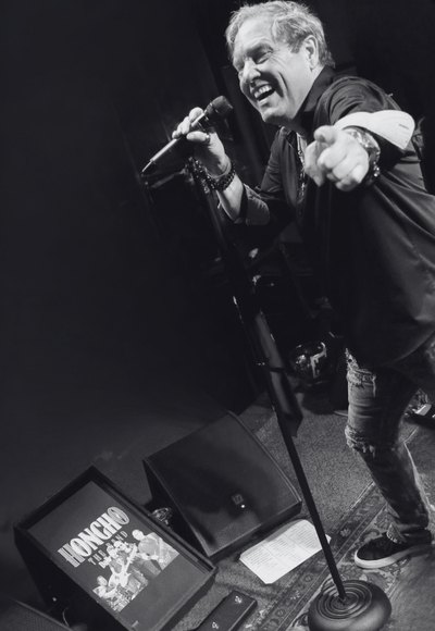 Miguel Wood of Honcho the Band (and fan of BLACK BOX Prompter)